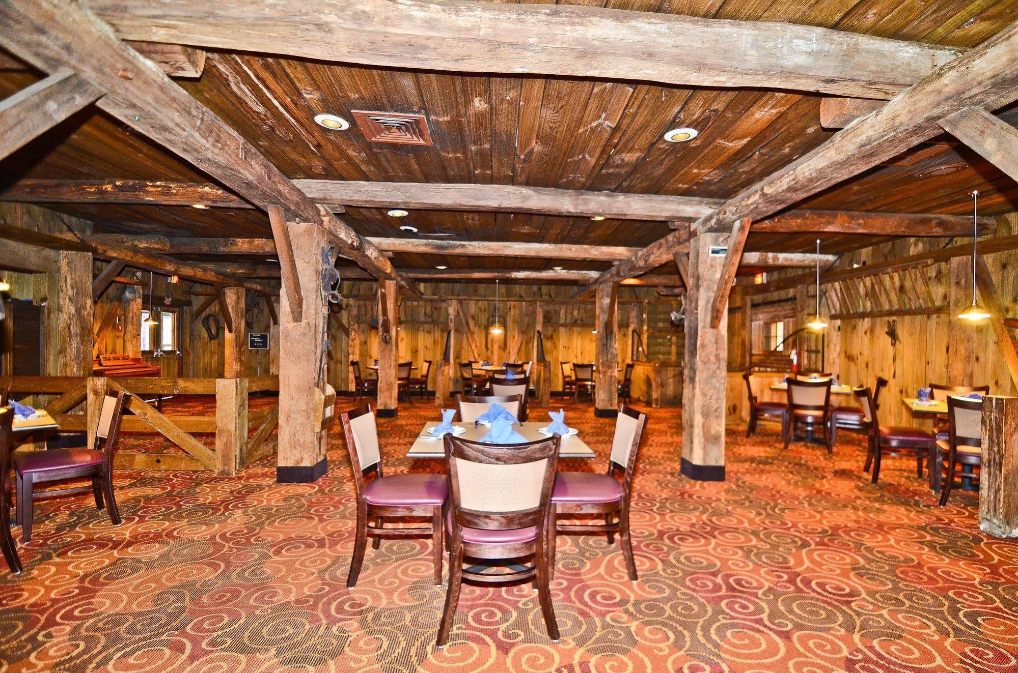 Pocono Resort & Conference Center - Pocono Mountains Lake Harmony Exterior photo