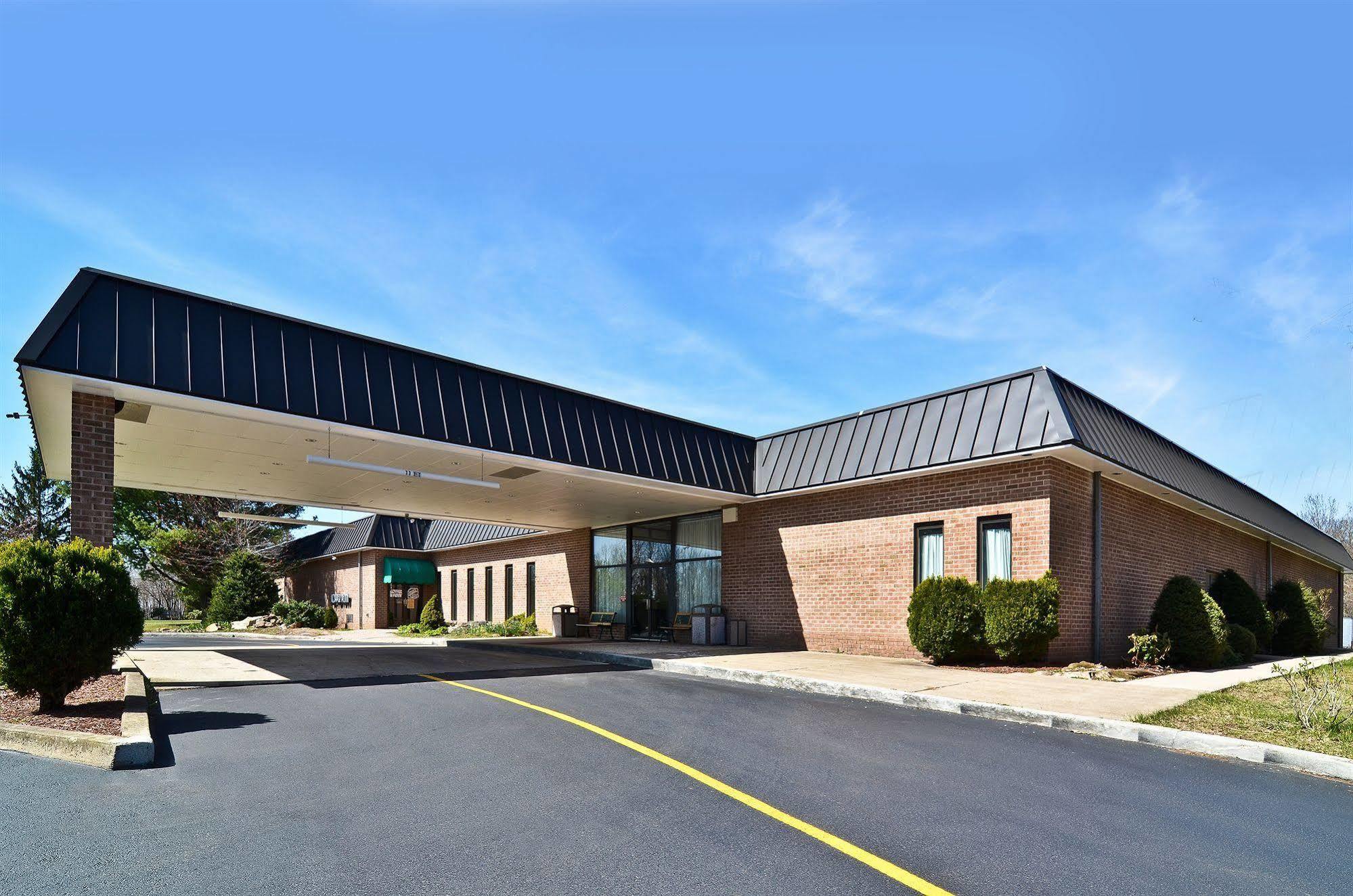 Pocono Resort & Conference Center - Pocono Mountains Lake Harmony Exterior photo